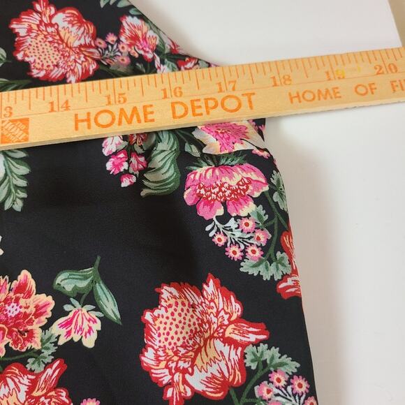 Pink Republic Women's A Black Floral Sleeveless Boho Dark Fairy Vacay Causal M - Picture 10 of 13